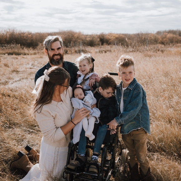 Meet your Posher, Lindsey - Picture 1 of 5